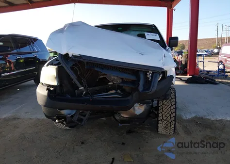 2005 Ford F-150 Stx/Xl/Xlt from USA, damaged, VIN 1FTRF14W95NC09113